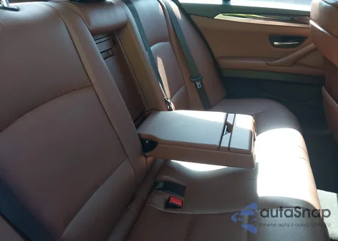 2013 BMW 528I xDrive z USA, uszkodzony, nr VIN WBAXH5C50DD112627